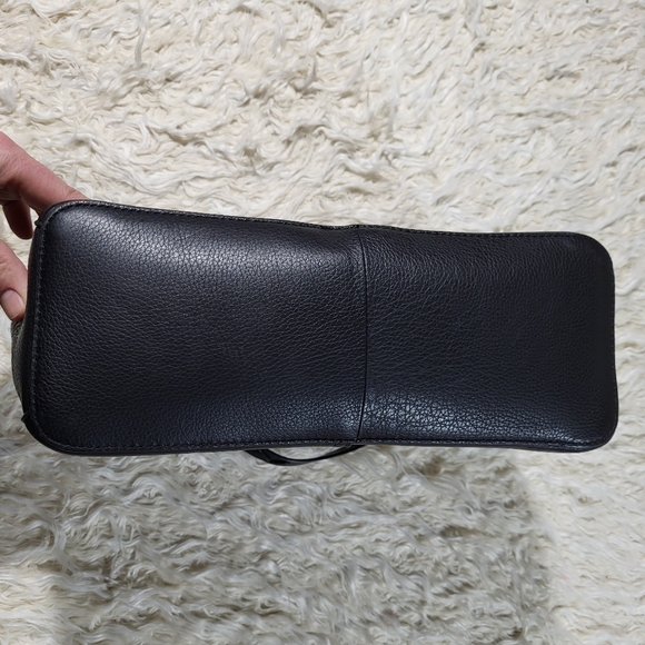 Tommy Bahama Genuine Leather Black Tote Bag - Picture 8 of 16